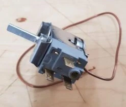 Dometic CAL136 Thermostat For Rooftop Aircon Also For B3200 - No Longer Available