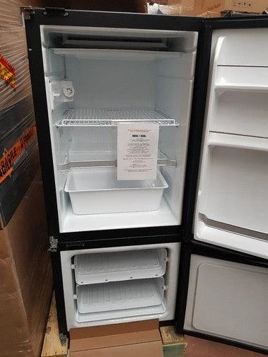 Nova Kool RFU6809 DC 173 Litre Upright Fridge Freezer 2 Nova Kool RFU6809 DC 173 Litre Upright Fridge Freezer - Image 2