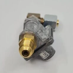 Truma VarioHeat AU Pre-pressure Regulator For Gas Heater -RV Comfort Outlet Store Truma VarioHeat AU pre pressure regulator for Gas Heater Truma 1630404110